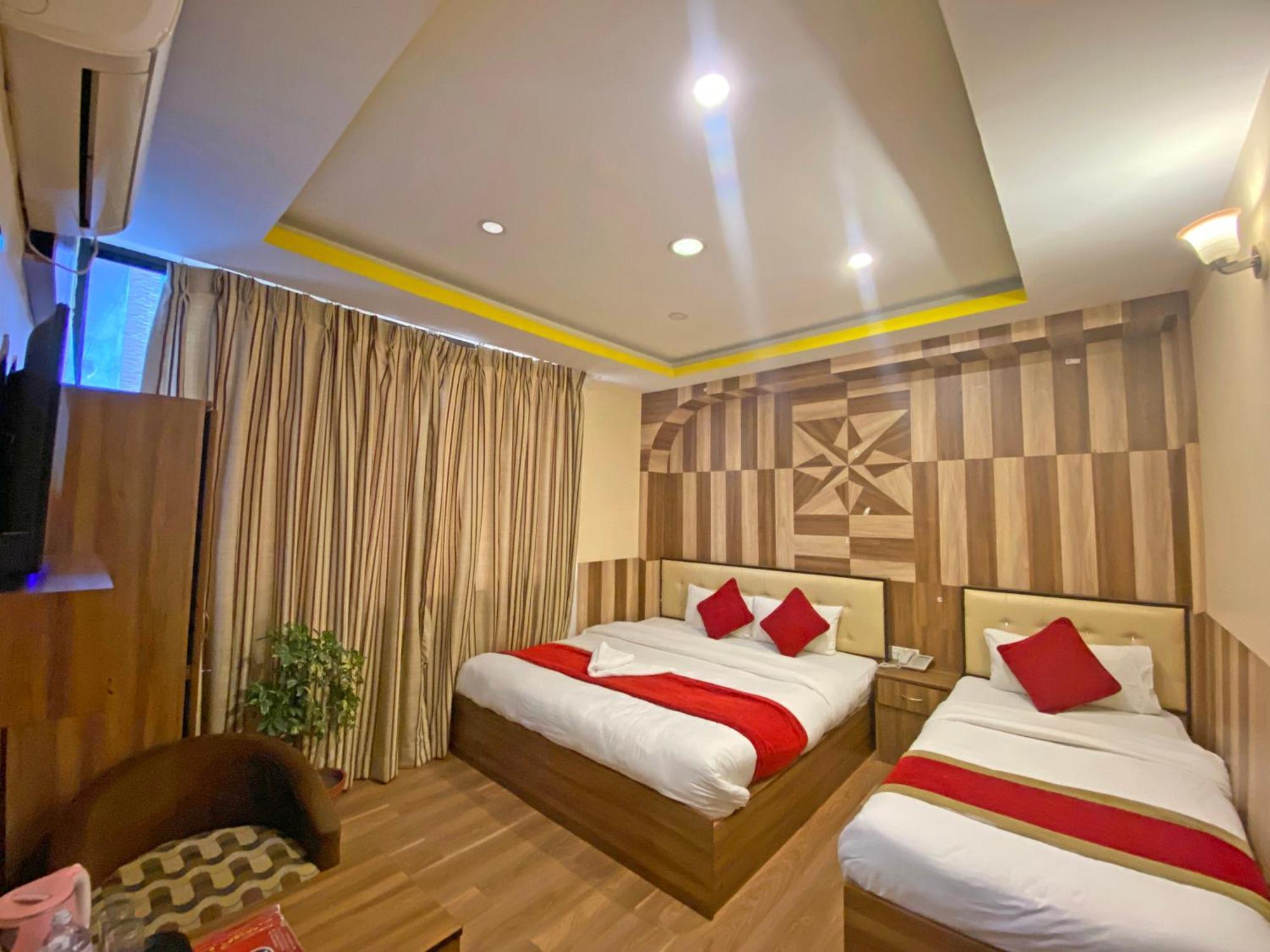 Hotel Airport Holiday Kathmandu Exterior photo